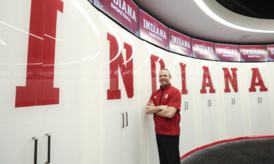 Indiana basketball head coach Darian DeVries